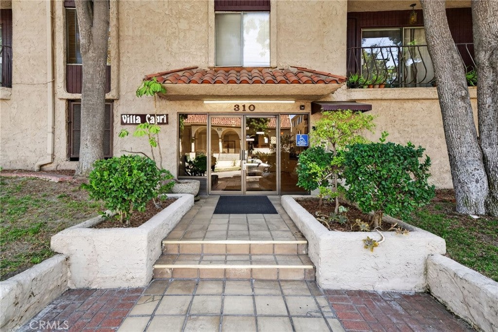 310 N Jackson Street 326, Glendale CA 91206