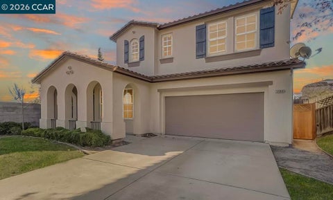 Photo of 5660 Vista Drive Dr, Richmond, CA 94806 (MLS # 41139362)