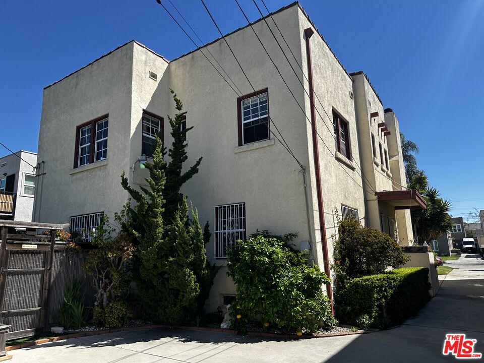 1945 S Bronson Avenue