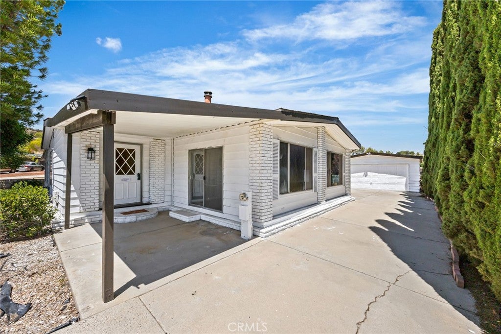 24040 Wheatfield