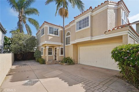 Photo of 2421 Clark Lane #B, Redondo Beach, CA 90278 (MLS # SB26067815)