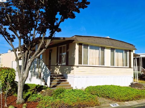 Photo of 356 Santa Paula, San Leandro, CA 94579 (MLS # 41131664)