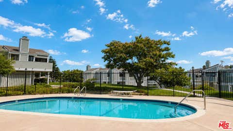 Photo of 27066 Hidaway Avenue #4, Santa Clarita, CA 91351 (MLS # 26864875)