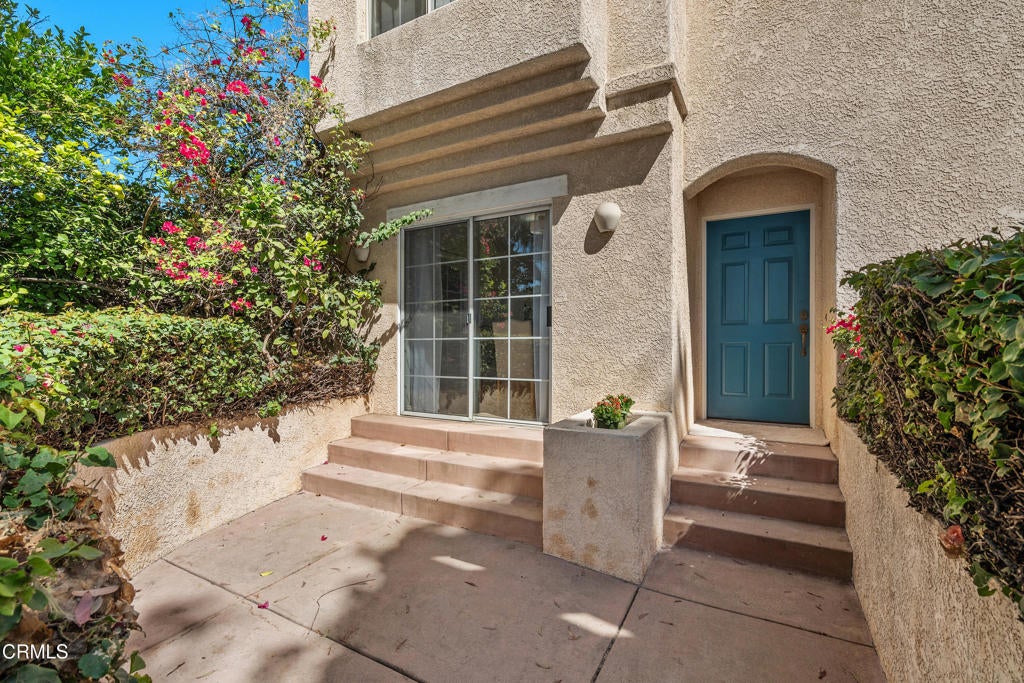 1033 W Duarte Road A