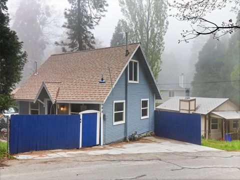 444 Long Beach Avenue Crestline CA 92325