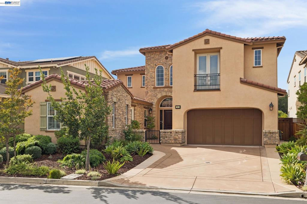 5 Dunfirth Dr