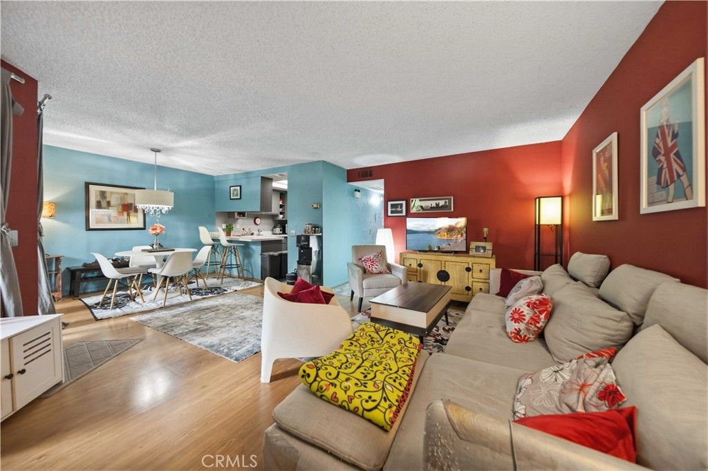 Photo of 18316 Hatteras Street #26, Tarzana, CA 91356 (MLS # SR26071443)