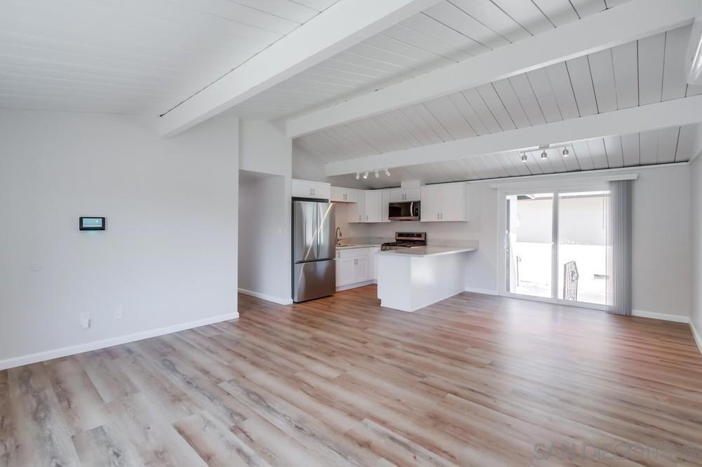 2609 2611 Montclair St