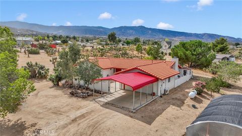 9224 Beekley Phelan CA 92371