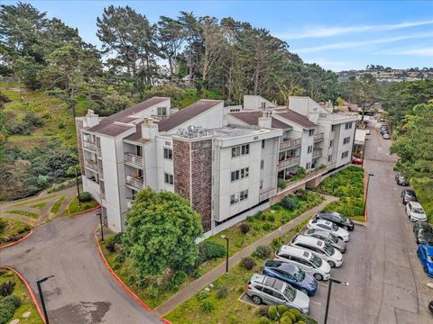Photo of 353 Philip Drive #304, Daly City, CA 94015 (MLS # ML82037202)