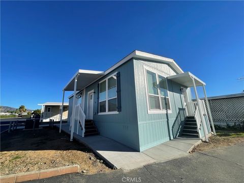 12995 6th 9 Yucaipa CA 92399