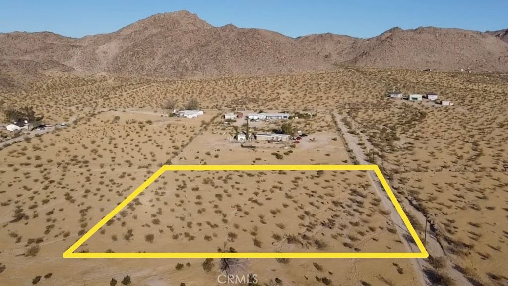 Photo of 61769 Cowan Lane, Joshua Tree, CA 92252 (MLS # JT25246863)