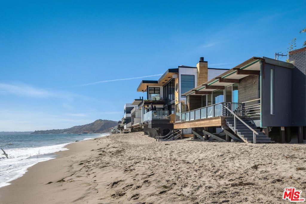 Photo of 24956 Malibu Road, Malibu, CA 90265 (MLS # 25598949)