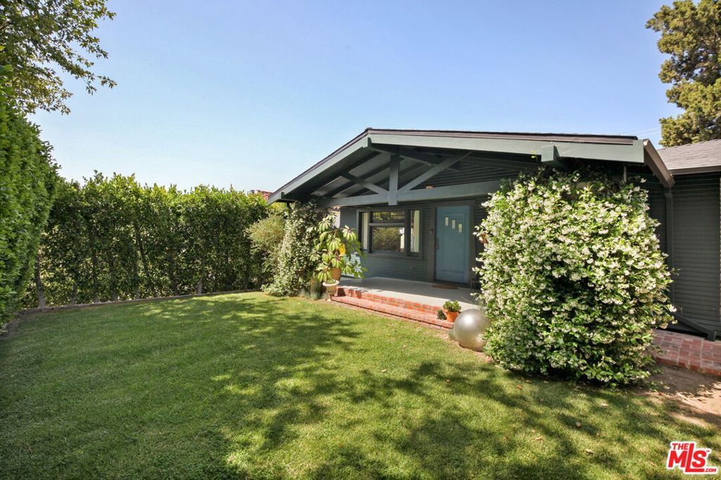 Photo of 2321 OBSERVATORY Avenue, Los Angeles, CA 90027 (MLS # 25609695)