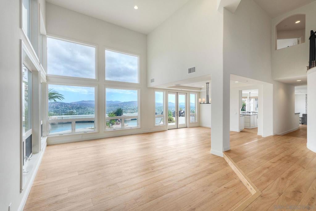 1651 Bella Laguna Court
