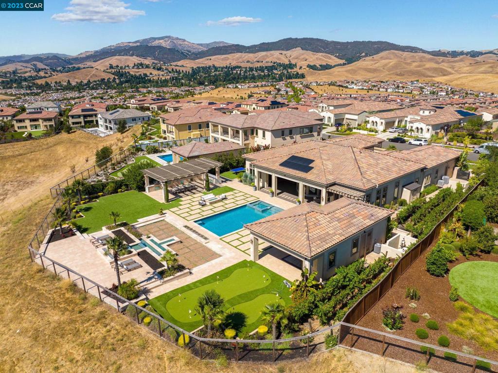 ALAMO CREEK - Residential