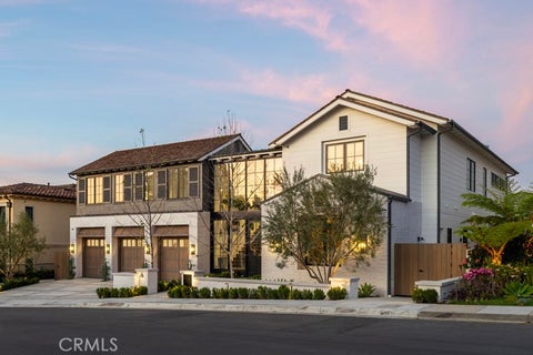 Photo of 8 Cherry Hills LN, Newport Beach, CA 92660 (MLS # NP26153356)