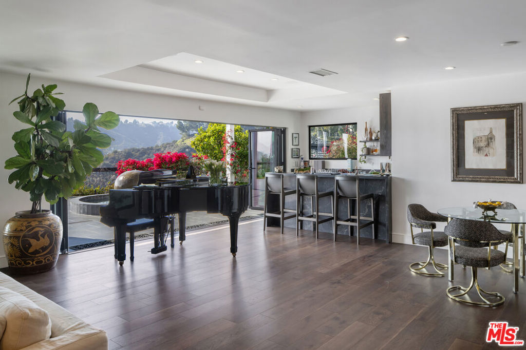 1601 Bel Air Road