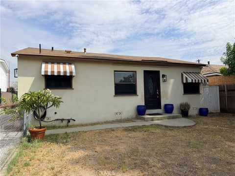 Photo of 10971 Roscoe BLVD, Sun Valley, CA 91352 (MLS # SR26188236)