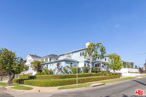 Photo of 509 Wynola Street, Pacific Palisades, CA 90272 (MLS # 25581391) Photo of 509 Wynola Street, Pacific Palisades, CA 90272 (MLS # 25581391)
