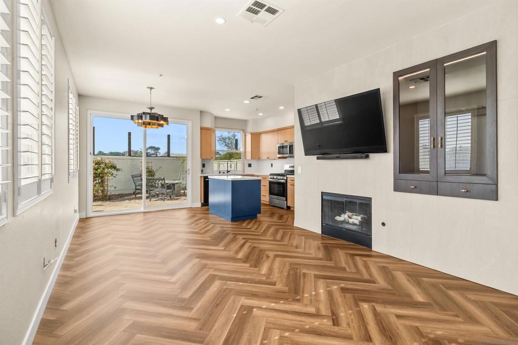 406 Carmel Creeper Pl