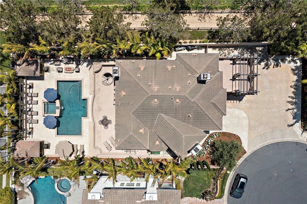 Photo of 18976 Rockinghorse Lane, Huntington Beach, CA 92648 (MLS # OC25111670)