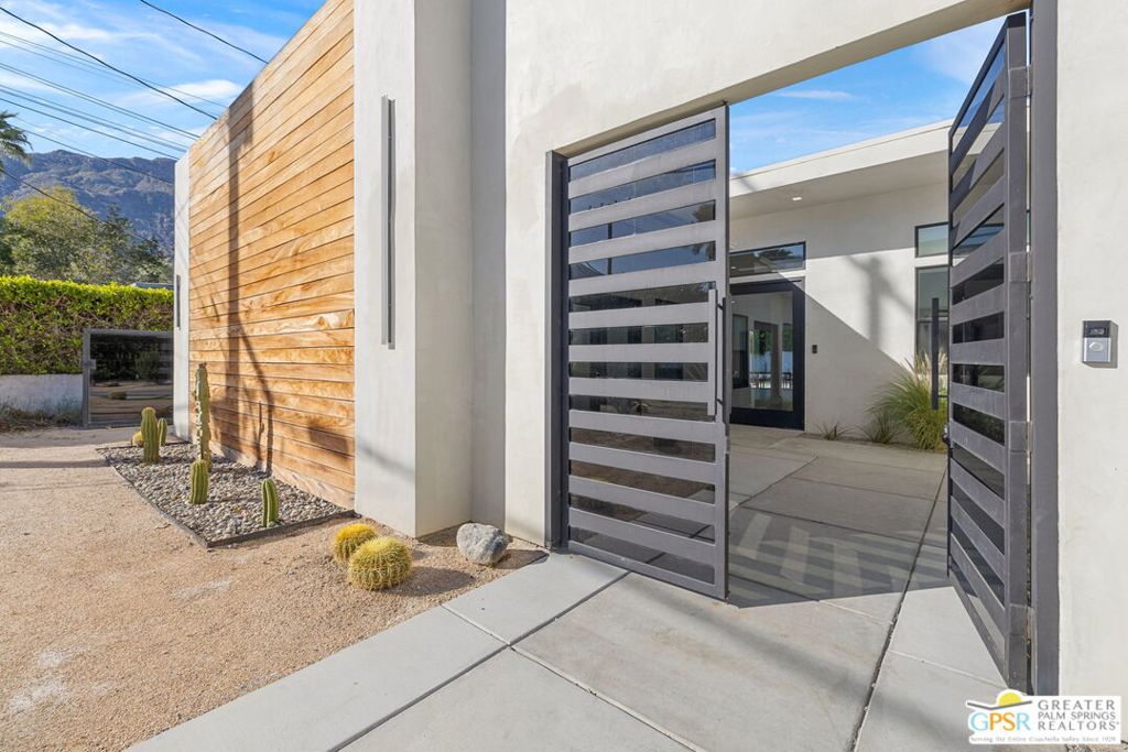456 E Sonora Road