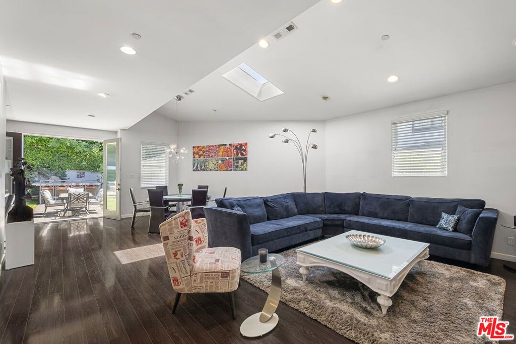 Photo of 9313 Bolton Road, Los Angeles, CA 90034 (MLS # 25577687)
