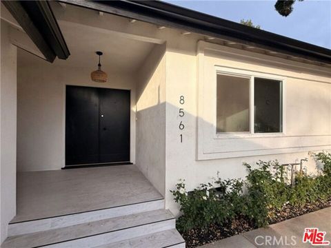 Photo of 8561 Marklein Avenue, North Hills, CA 91343 (MLS # 26657615)