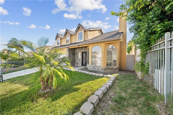 11568 LUANDA ST, SYLMAR, CA 91342 - Image 094e462c3923960a3a99dbf6dfe2240d/317238719