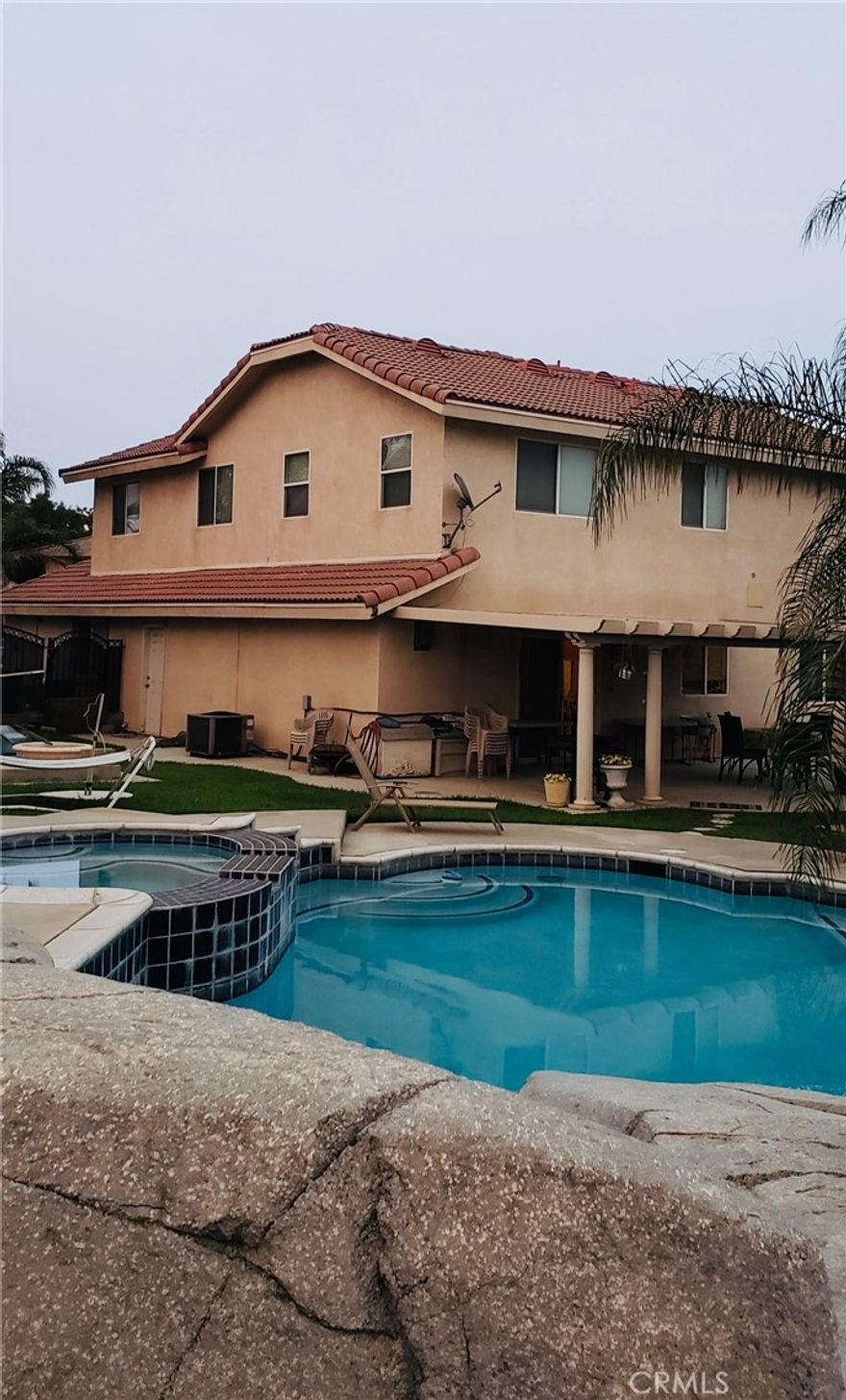 Beautiful home in the city of Fontana. BIG lot, over 10k sf, well maintained. Home offers 4 bedrooms and 3 bathrooms, pool and jacuzzi. Home has leased solar panels, buyer to assume lease. More pictures coming soon.