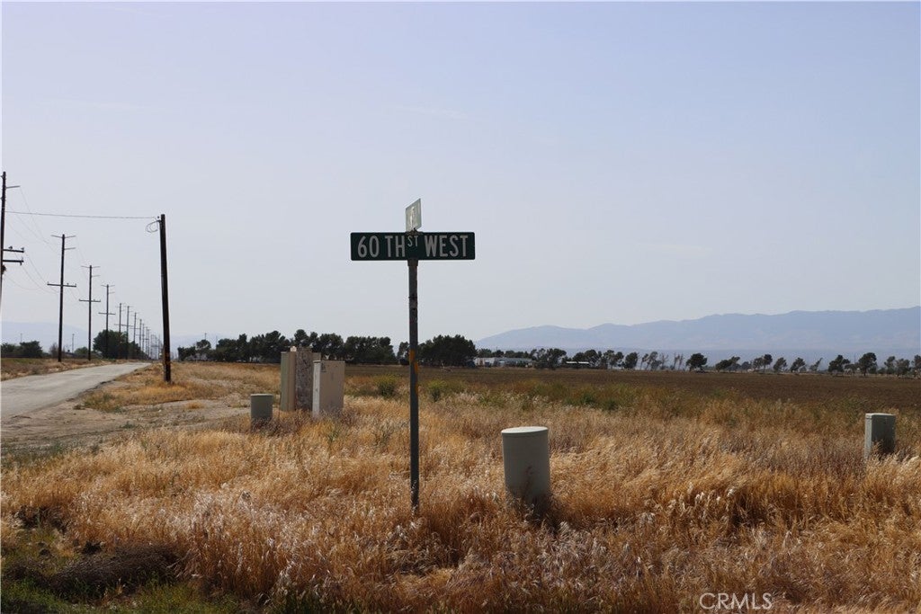 800 52nd Street W