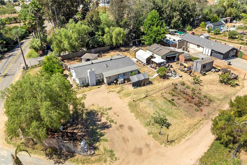 2243 N Nutmeg Street