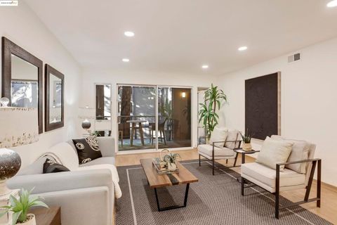 Photo of 323 Monte Vista Ave #107, Oakland, CA 94611 (MLS # 41096830) Photo of 323 Monte Vista Ave #107, Oakland, CA 94611 (MLS # 41096830)