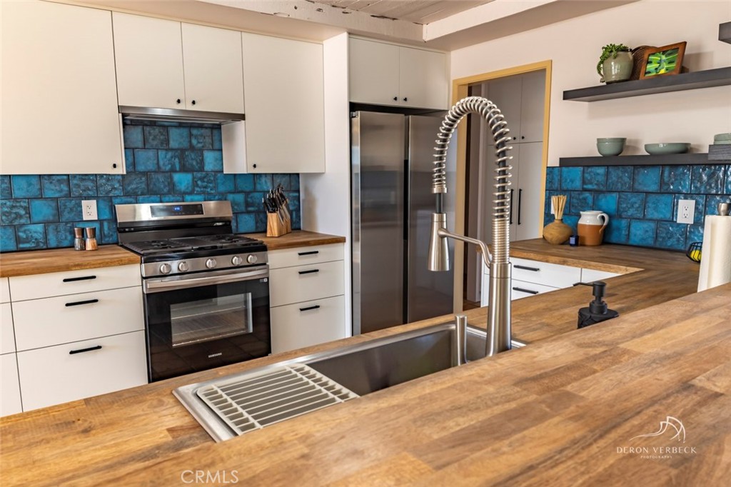 Dana Knolls (DK) - Residential Lease