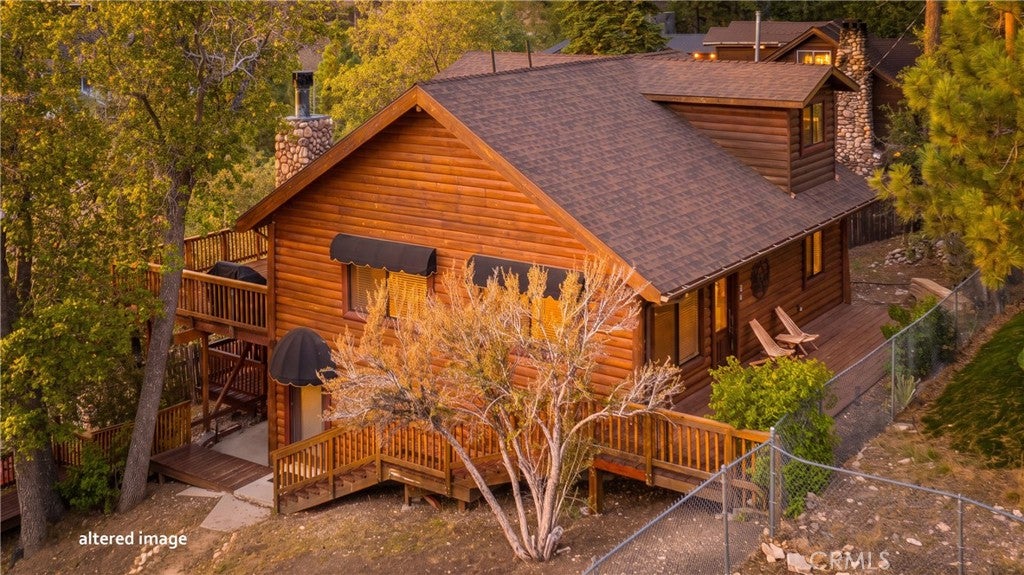 1127 Crags Lane