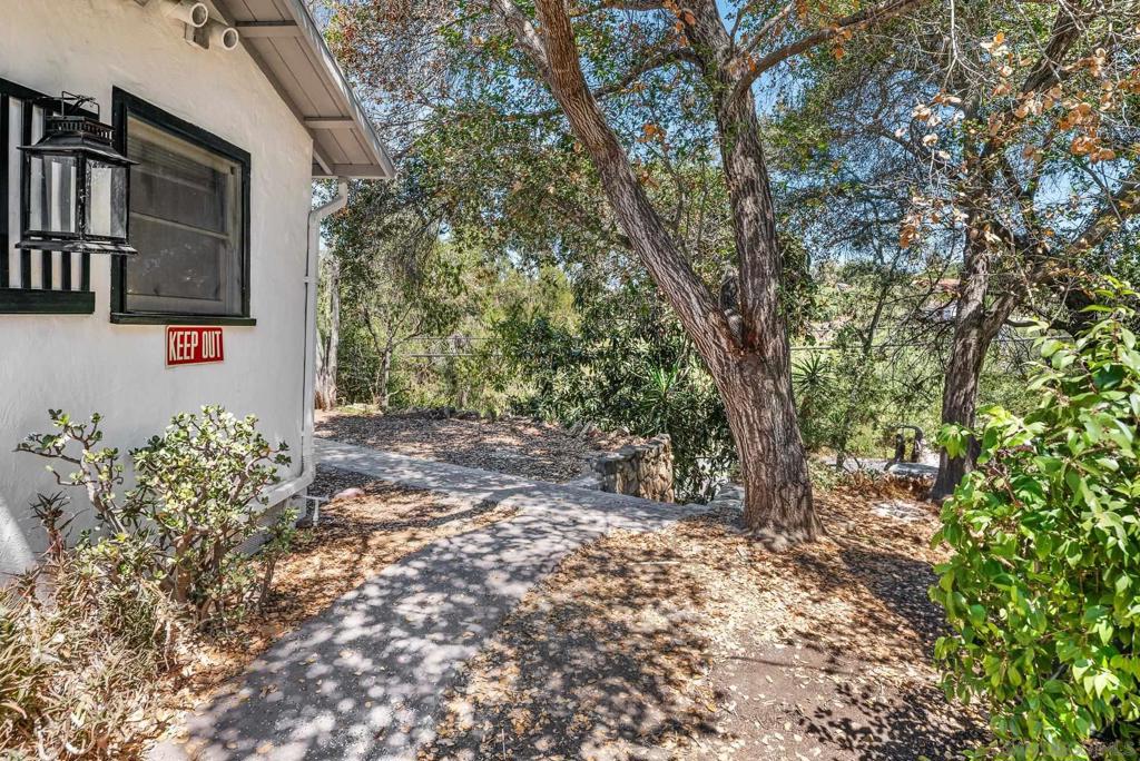 1401 Monte Vista Dr