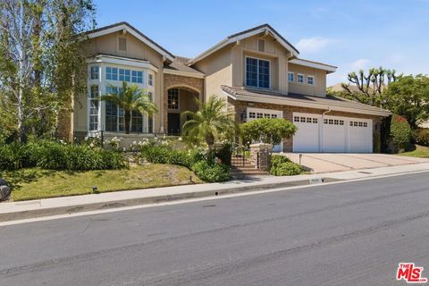 Photo of 6003 County Oak Road, Woodland Hills, CA 91367 (MLS # 26687929)
