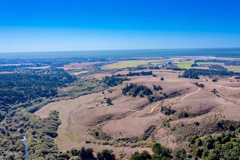 Photo of 43001 Mountain View Road, Manchester, CA 95459 (MLS # C1-11181)