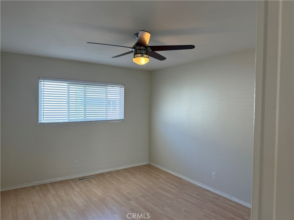 514 .5 Marigold Ave 1/2B