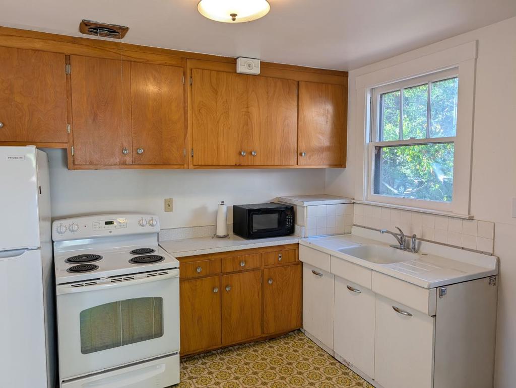 365 Cherry Avenue