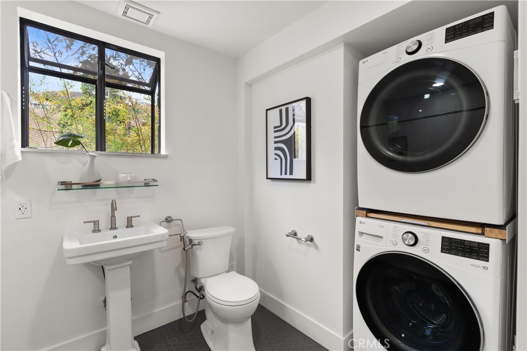 The Village (VIL) - Residential Lease