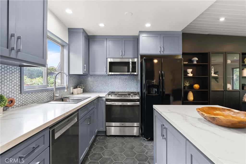 The Village (VIL) - Residential Lease