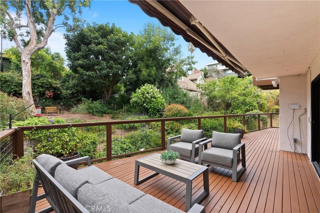 Photo of 645 Griffith Way, Laguna Beach, CA 92651 (MLS # OC25274473)