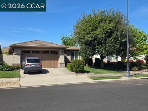 Photo of 2499 Bellchase Dr Dr, Manteca, CA 95336 (MLS # 41129674)