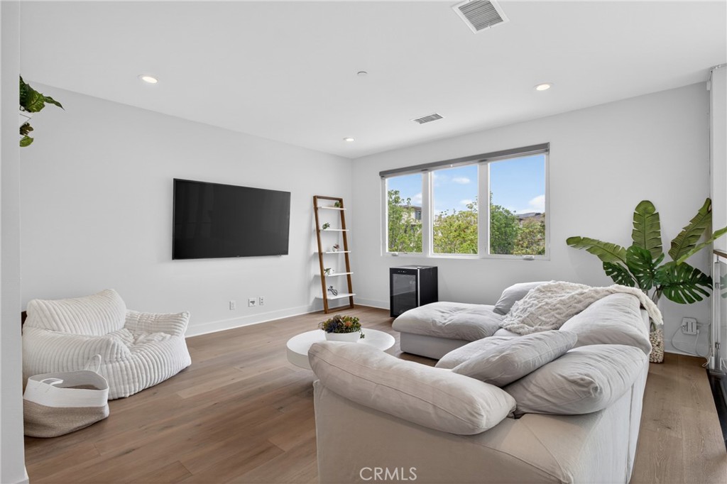 61 Iluna, Irvine CA 92618 - Photo 15