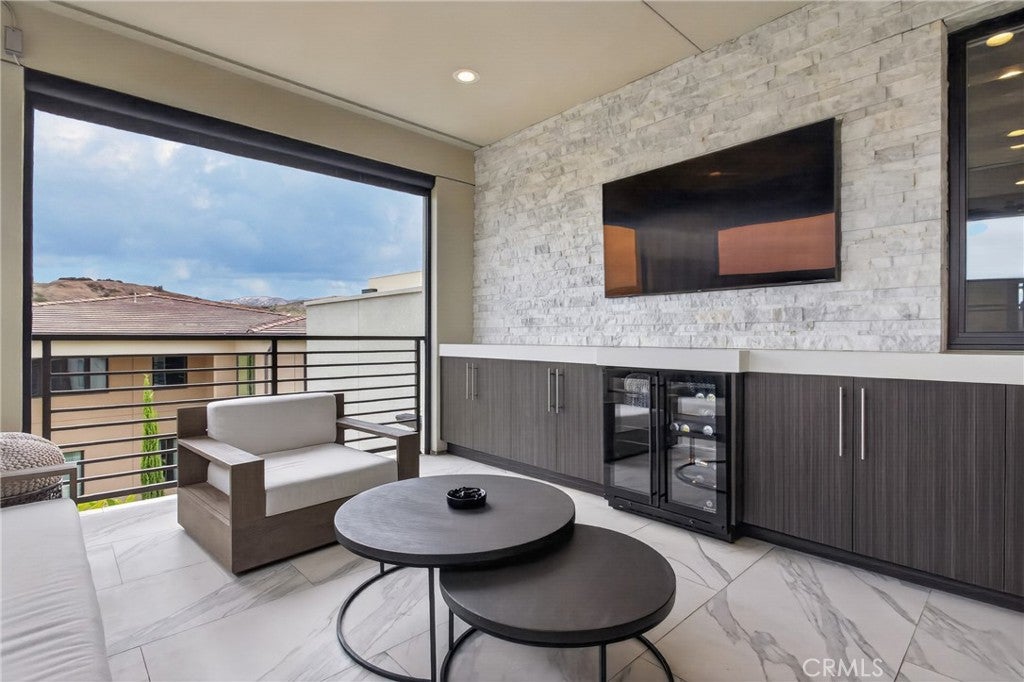61 Iluna, Irvine CA 92618 - Photo 25