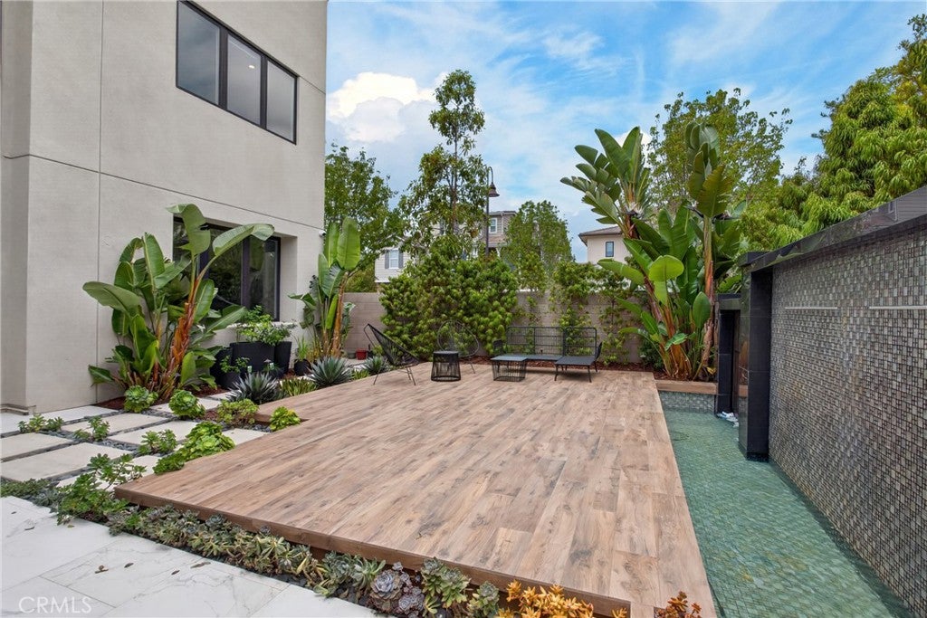 61 Iluna, Irvine CA 92618 - Photo 28