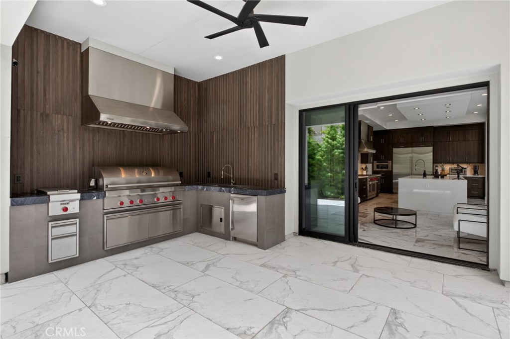 61 Iluna, Irvine CA 92618 - Photo 23
