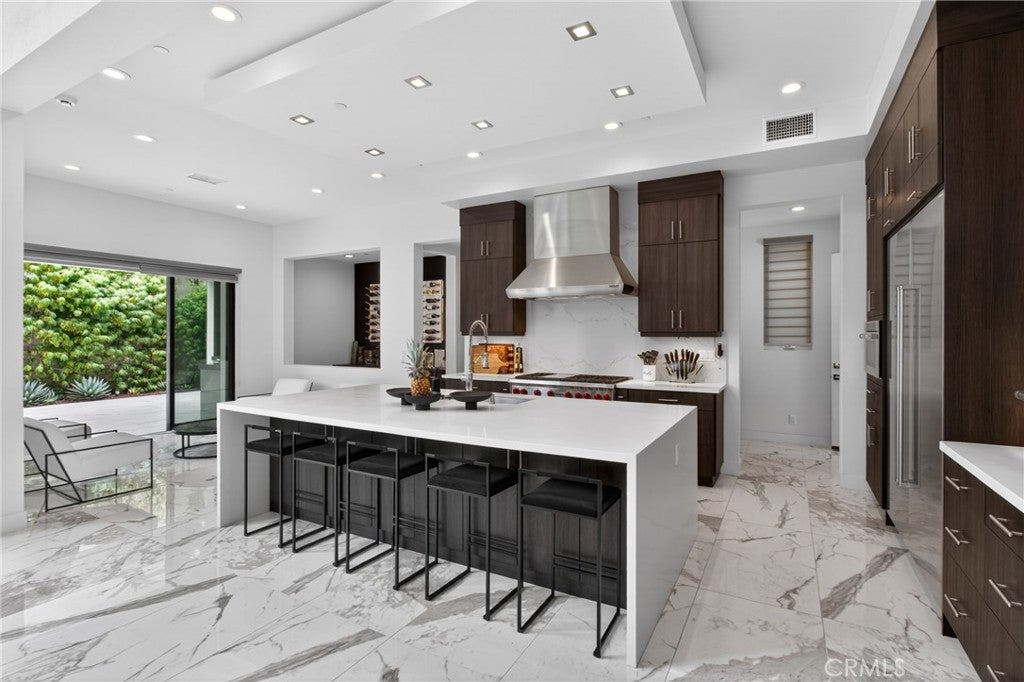 61 Iluna, Irvine CA 92618 - Photo 8